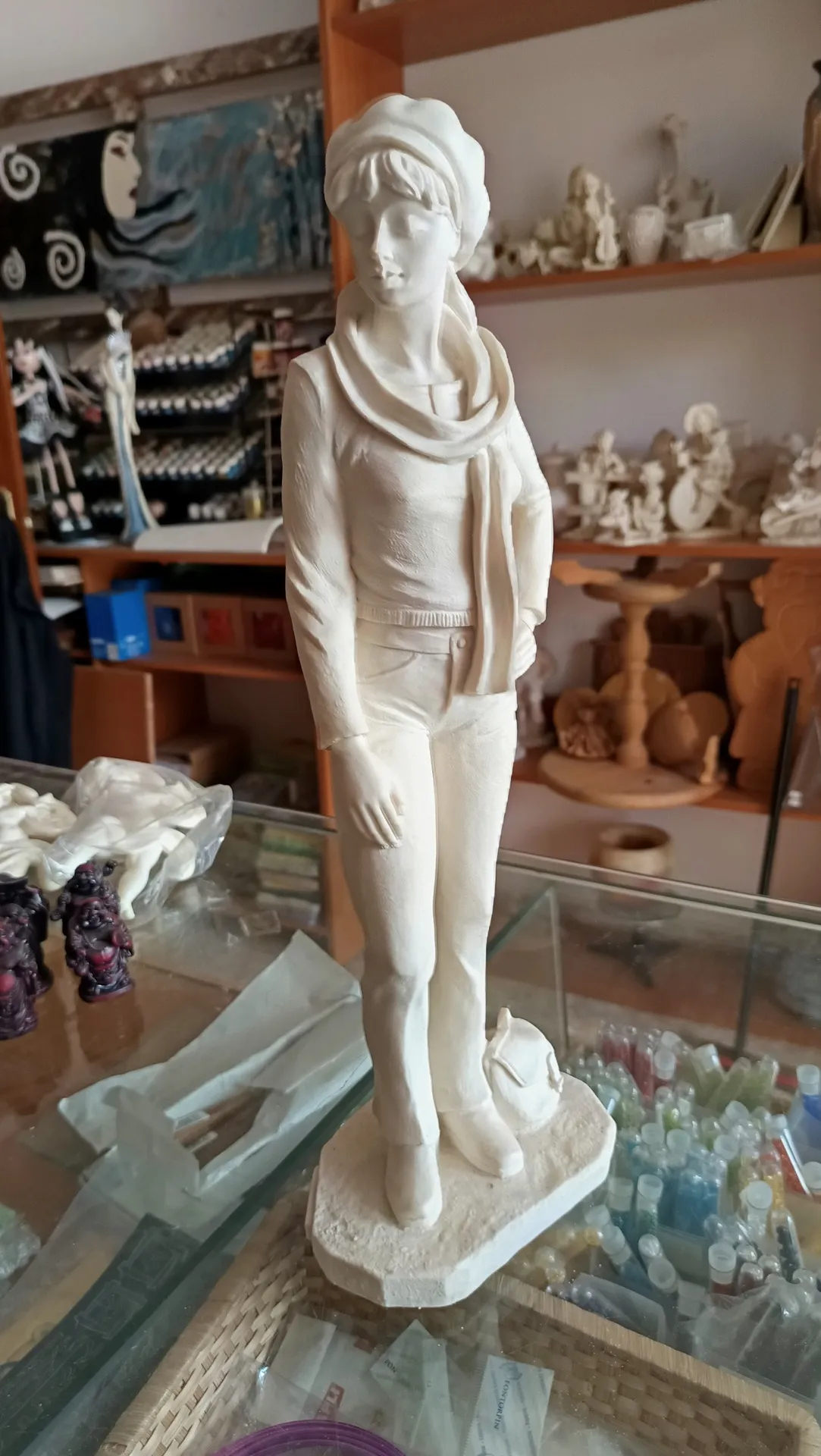 Chica gorra marmolina 40cm